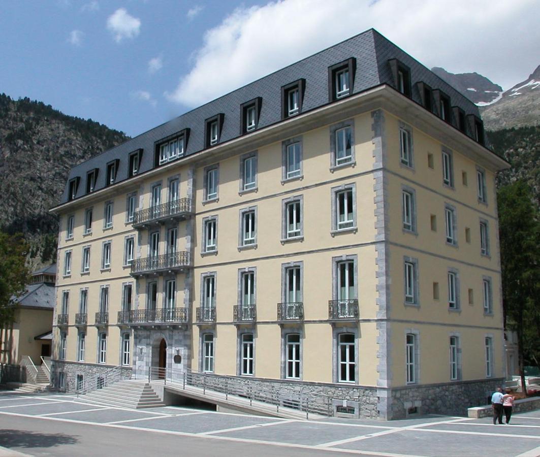 Gran Hotel - Balneario De Пантикоса Екстериор снимка